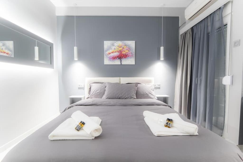 Lux Seaside Apartment By Volos Hospitality Exterior photo